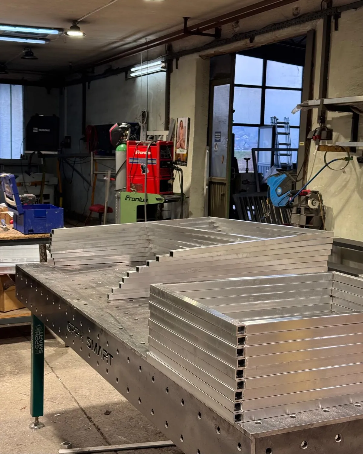 Izrada aluminijskih profila u radionici